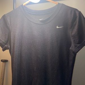 Nike gym tee